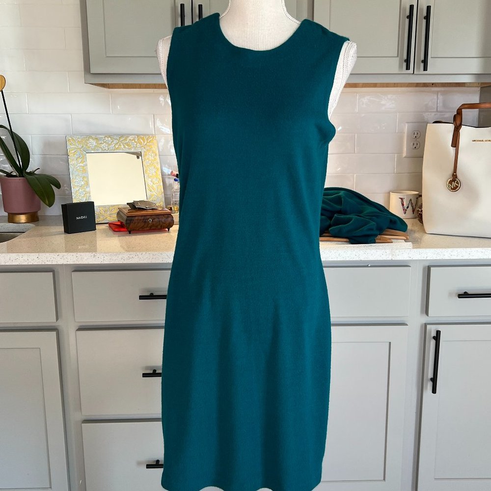 Chaya Vintage Two-Piece Sweater Jade Dress Sleeveless Dress with Cardigan Medium